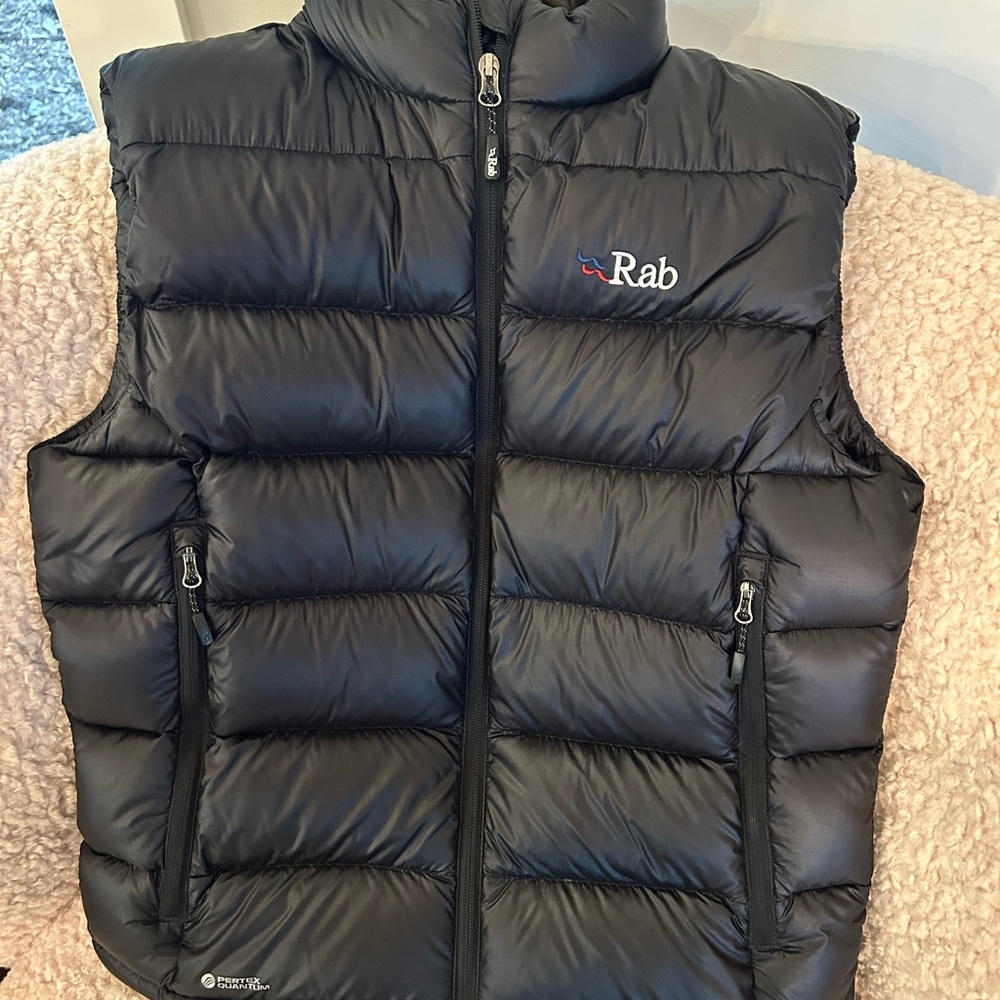 Rab Men's Black NEUTRINO Puffer Vest